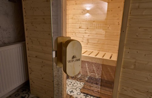 Jihlava Apartment | Sklep jinak