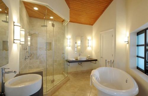 Governor's Harbour House | Sky Beach Club Bungalow cabin