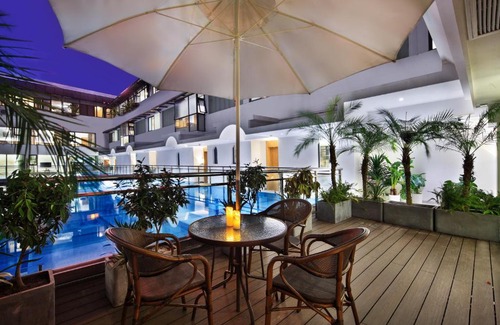 Xiufeng Hotel | Sky Garden Inn