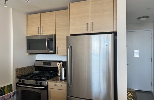NoMad Apartment | Sky-High Midtown One-Bedroom, Panoramic City Views
