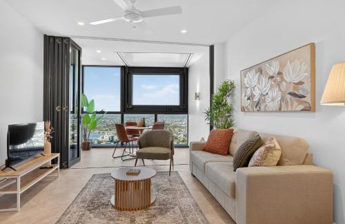 Brisbane Central Business District Apartment | Sky High Zen at Queens Wharf Level 59