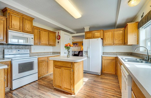 Rodeo House | Sky Islands Retreat in Rodeo w/Mountain Views!