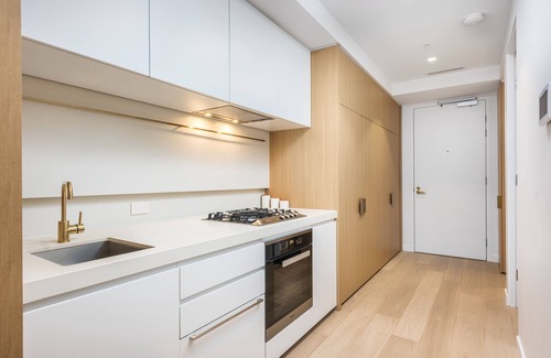 Box Hill Apartment | Sky One Apartments by CLLIX