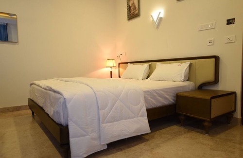 Tambaram Hotel | SKY RESIDENCY