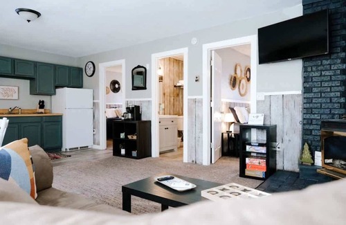 Bessemer Condo | Sky Top Summer Retreat at Powderhorn Mountain