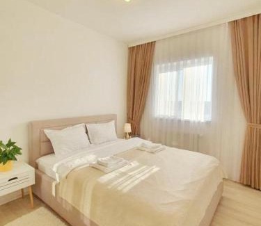 Oradea Apartment | Skyblue Central apartment - 2 Bedrooms & free parking