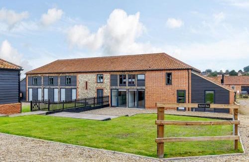 Swaffham House | Skylark Barn-Uk31354