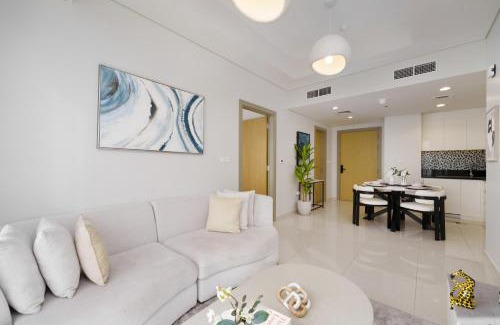 Sheikh Zayed Road Apartment | Skyline Elegance - 2BR High floor - 5min Dubai Mall