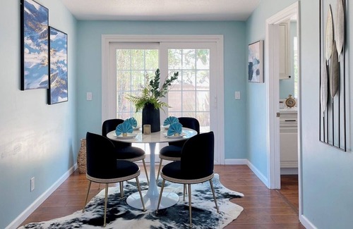 Mira Loma House | Skyline Paradise