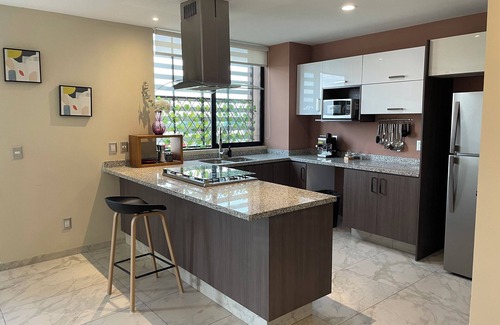Providencia Apartment | Skyview 3 Bedroom Penthouse/Daily Cleaning