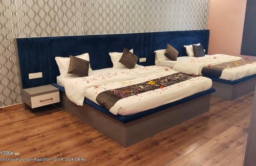 Bari Hotel | Skyzza Restaurant and Banquet