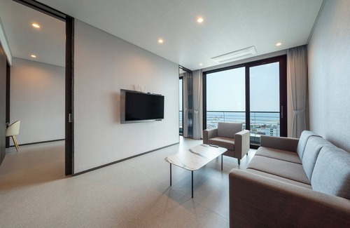 Jumunjin-eup Hotel | SL Hotel Gangneung