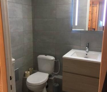 Val Claret Apartment | SLA107 - Apt lumineux 4pers vue lac Tignes