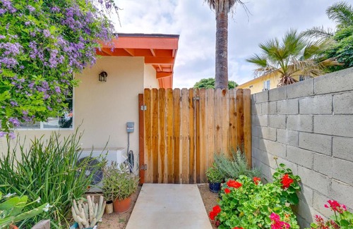 San Fernando Apartment | Sleek San Fernando Studio about 14 Mi to Universal