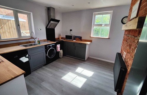 Martlesham Heath House | Sleep 8 unique period property close to the beach with village pub and shop