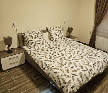 Gyhum Hotel | Sleep & Go