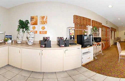 Danville Hotel | Sleep Inn And Suites Danville