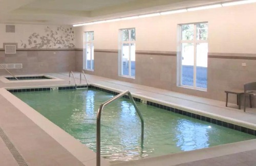 Chiloquin Hotel | Sleep Inn & Suites Chiloquin-Crater Lake Junction