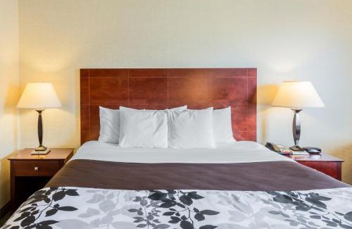 Manchester Hotel | Sleep Inn & Suites Manchester near Arnold AFB