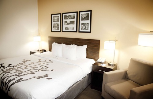 Moundsville Hotel | Sleep Inn & Suites Moundsville - Wheeling
