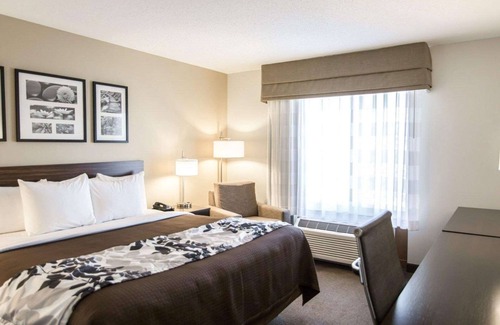 Norton Hotel | Sleep Inn & Suites Norton