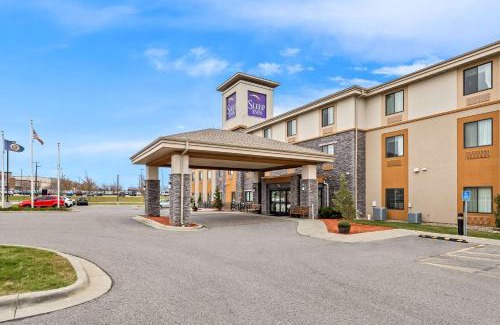 Rochester Hotel | Sleep Inn & Suites West-Near Medical Center