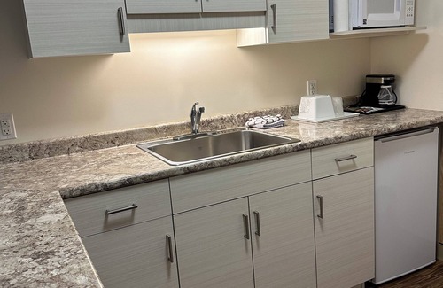 Steinbach Hotel | Sleep Suite Motel