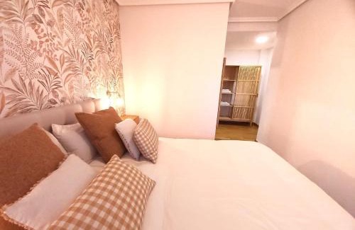 Haro Apartment | Sleeping & Living Haro
