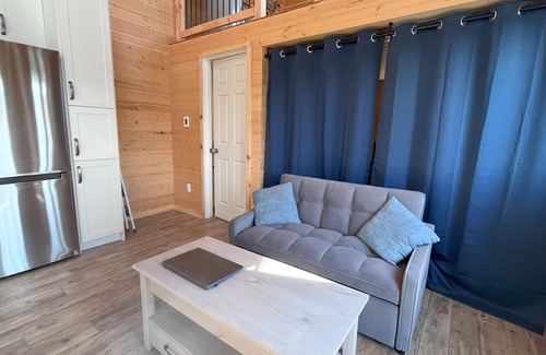 Minden Hills Cottage | Sleepy Pines waterfront cottage