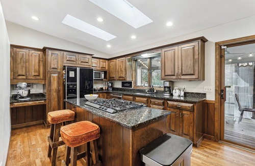Mendota Heights House | Slice of MN Nice 6 MN to MSP Dog Friendly
