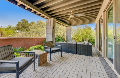Camelback Park Estates House | Slice of Paradise