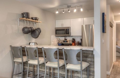 Big Sky Condo | Slope-Side 1 Bedroom, Walk to Chairlifts!