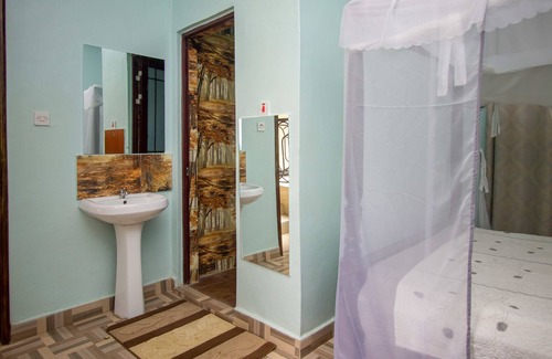 Embu Hotel | Slopes Villa Hotel