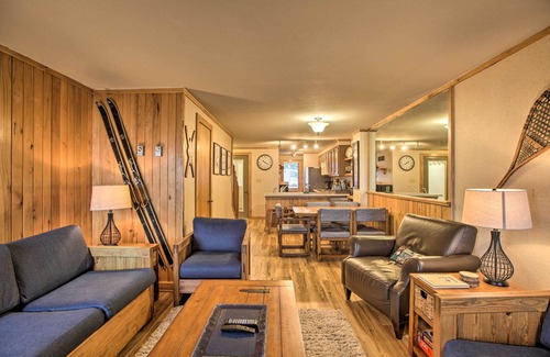 Snowshoe Condo | Slopeside Snowshoe Condo - Walk to Ski Lifts!