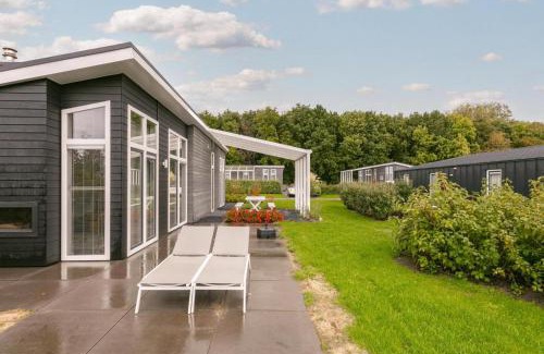 Wemeldinge House | Smaakvol en modern ingericht huis 70