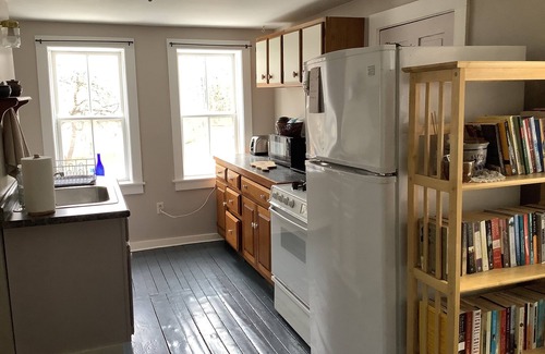Bread Loaf Cottage | Small, charming cottage built 1850's. Hiking, skiing nearby. Middlebury 15 min.