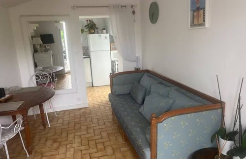 Salles sur Mer House | Small Charming House Very Quiet For 4 people near the beach