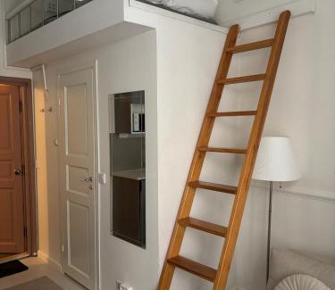 Kamppi Apartment | Small cozy studio in the city center