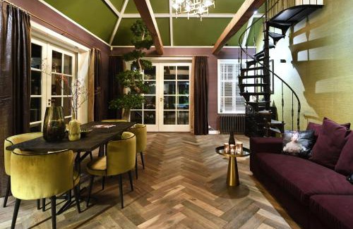 Vinkeveen Hotel | Small Luxury Boutique Hotel Wilma J