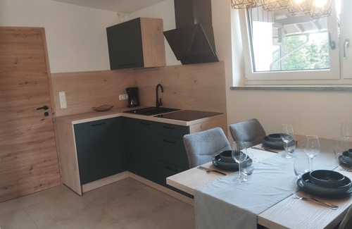 Stallwang Apartment | Small mountain farm in the Bavarian Forest. Beautiful terrace with fireplace