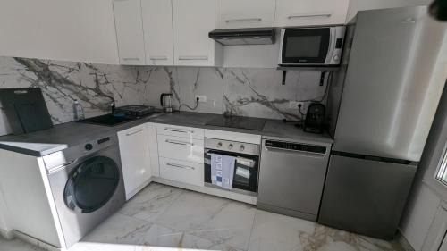 Riquier Apartment | Small Paradise 4 Cozy Rooms with AC