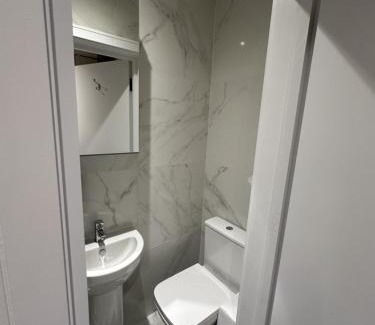 Magherafelt Apartment | Small Studio in Central London