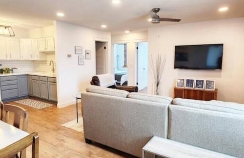 Williamsburg Apartment | Small-Town Loft: Mayberry- Modern Comfort in 1890 Historical Brick Building