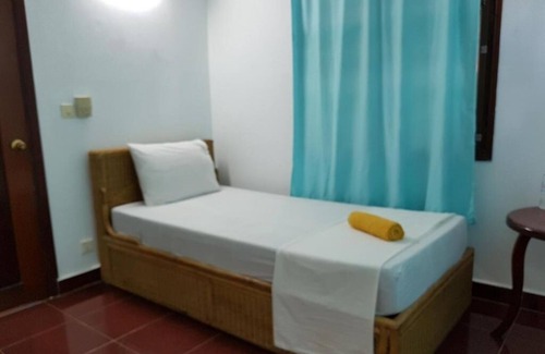 Taphul Village Area Bed & Breakfast | Smiley's Guesthouse : Standard Single Roomn