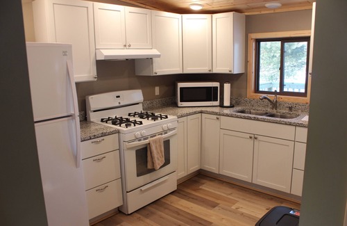 Hayward House | Smith Lake Cabin with Pontoon 3 Miles from Town