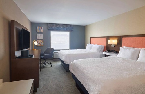 Smithfield Hotel | Smithfield Charm: Free Breakfast & Pool Access | 2 Units | Near Universities