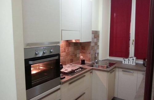 Genoa Historical Centre House | SMITHS & HERREROS (Codie CIN IT010025C2Q2M67QJW)