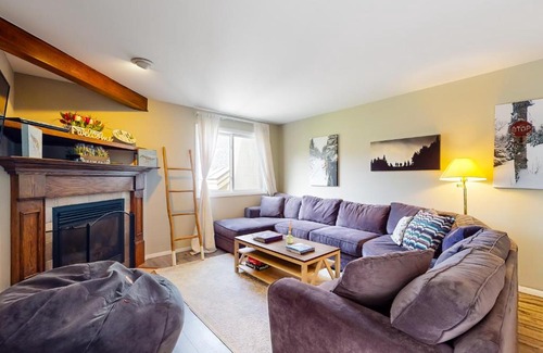 Jeffersonville Apartment | Smugglers' Notch Resort Slopeside 39
