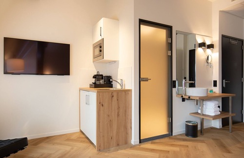 Bolsward Hotel | Snoozz Hotels