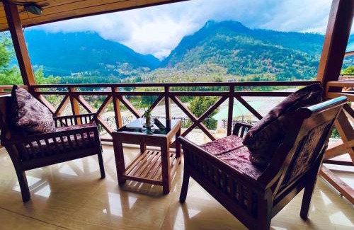 Nohar Hotel | Snow Clad Riverview Hotel & Resort, Manali